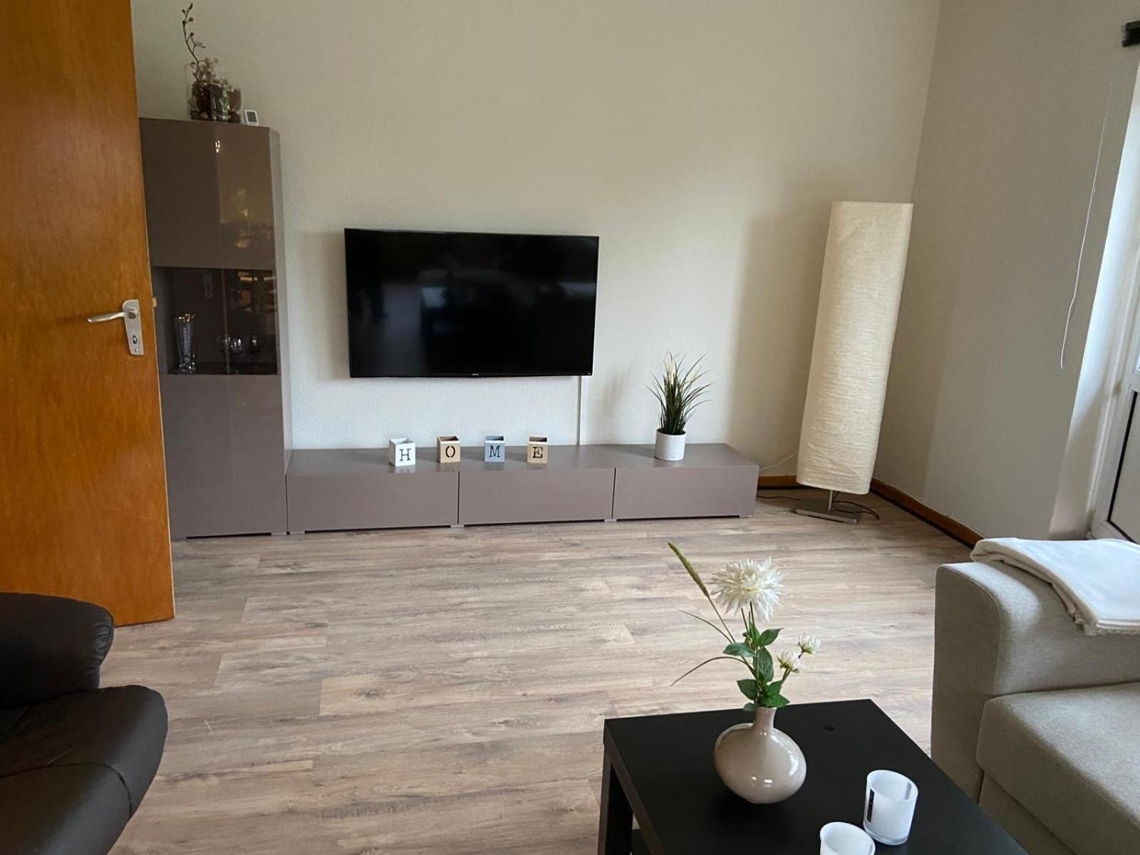 Feddersen Living Grosse Ferienwohnung - Garten - Terrasse - Smart Tv - Netflix Brunsbuttel Zewnętrze zdjęcie