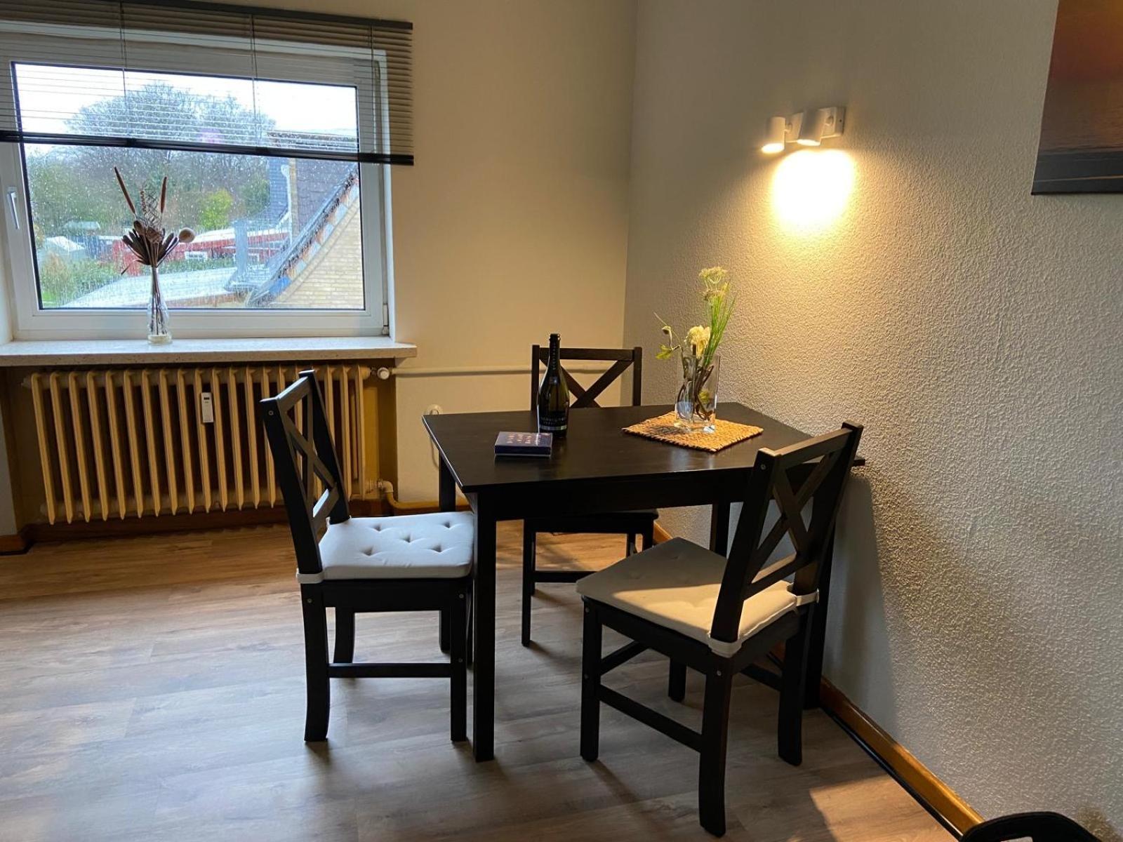 Feddersen Living Grosse Ferienwohnung - Garten - Terrasse - Smart Tv - Netflix Brunsbuttel Zewnętrze zdjęcie